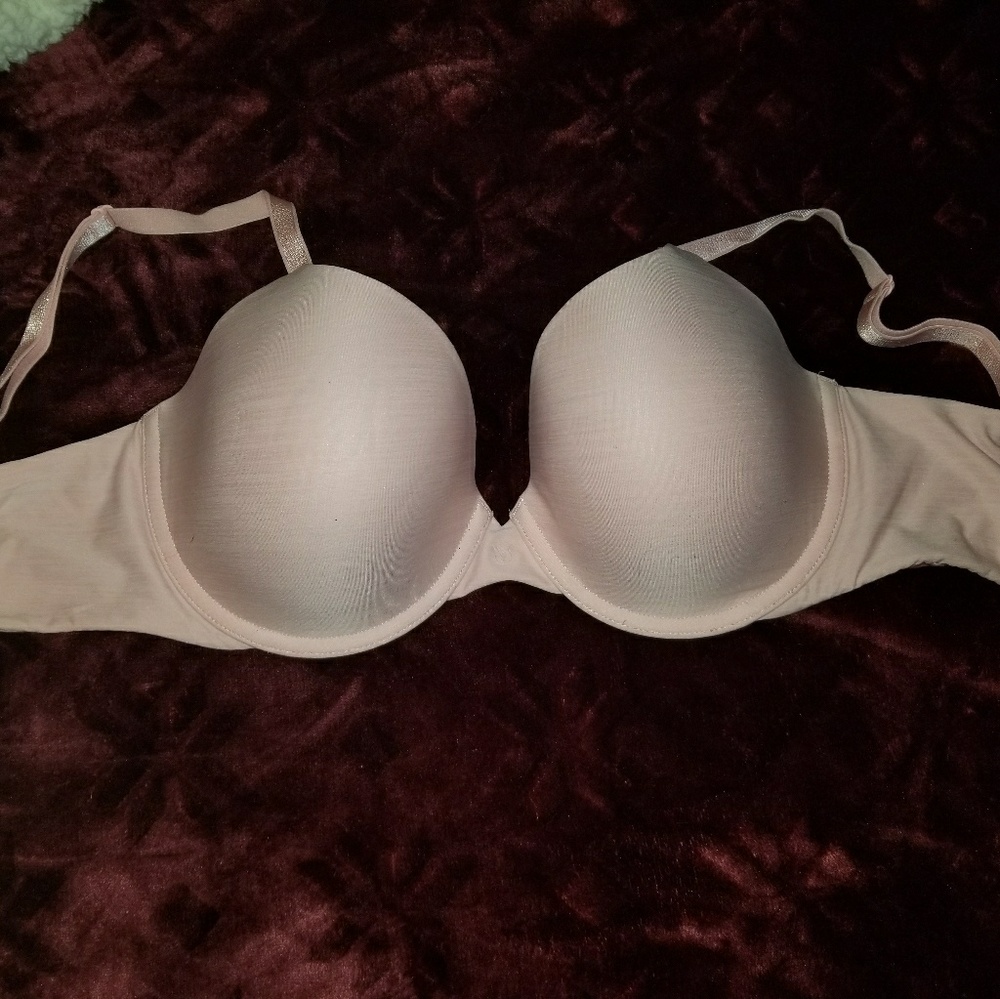 Victoria Secret bras size 32DDD